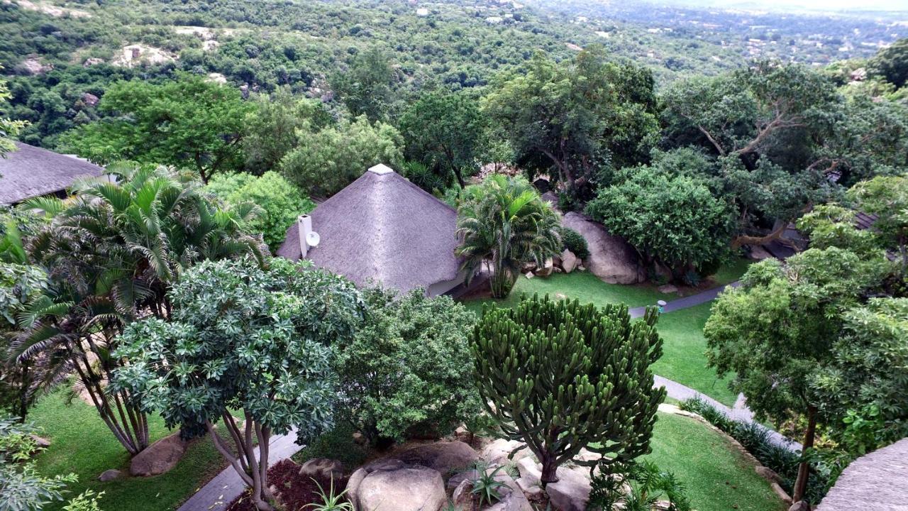 ลาโรก้าเกสต์เฮาส์ Mbombela ภายนอก รูปภาพ